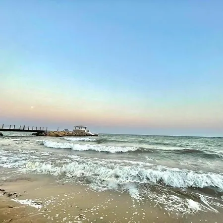 Sweetness By The Sea Apartment