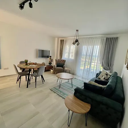 Sweetness By The Sea Vokolidha