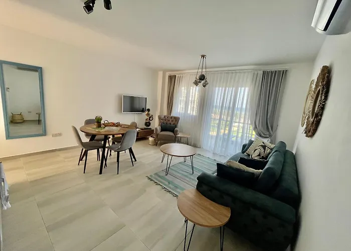 Sweetness By The Sea Vokolidha