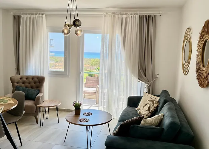 Sweetness By The Sea * Vokolidha